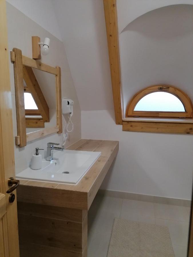 Pensiunea Casuta Din Deal Moisei Pokoj fotografie
